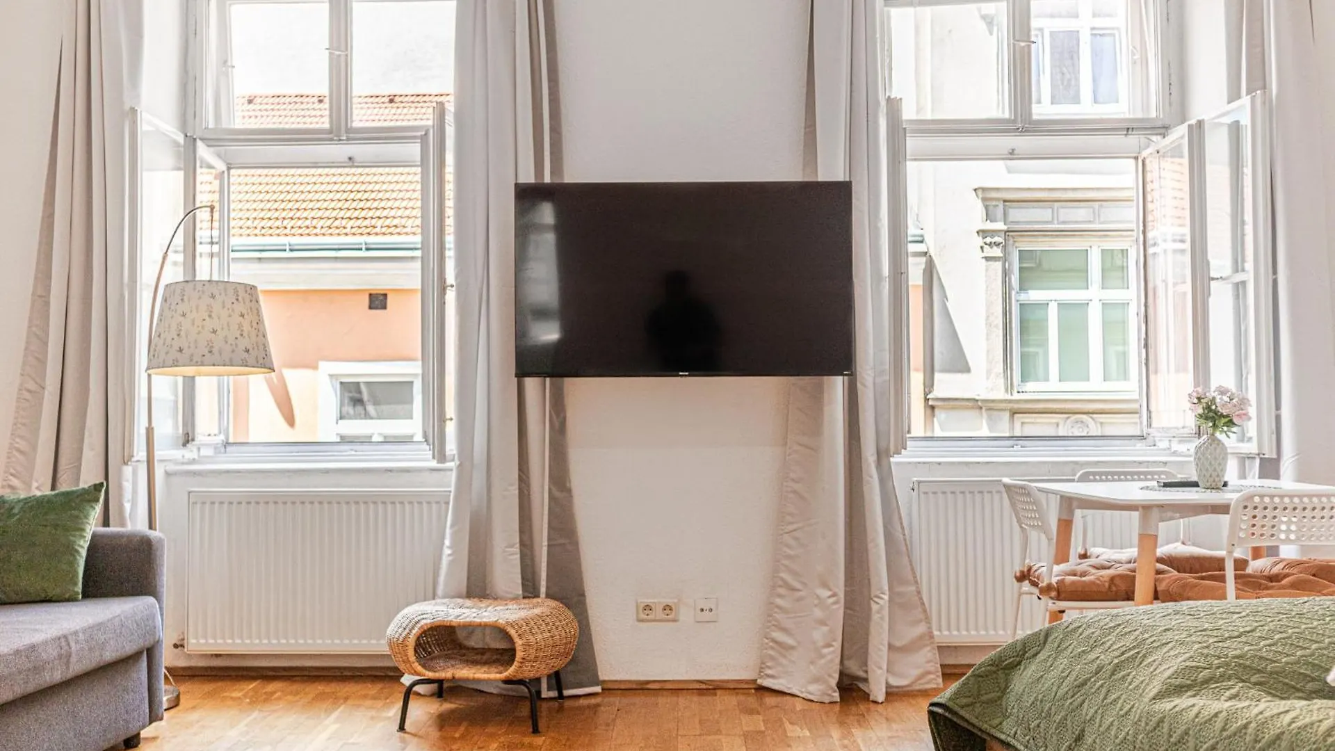 Charming 2Br Apt, Ideal For Long-Term Near Rennweg Vienna 0*,