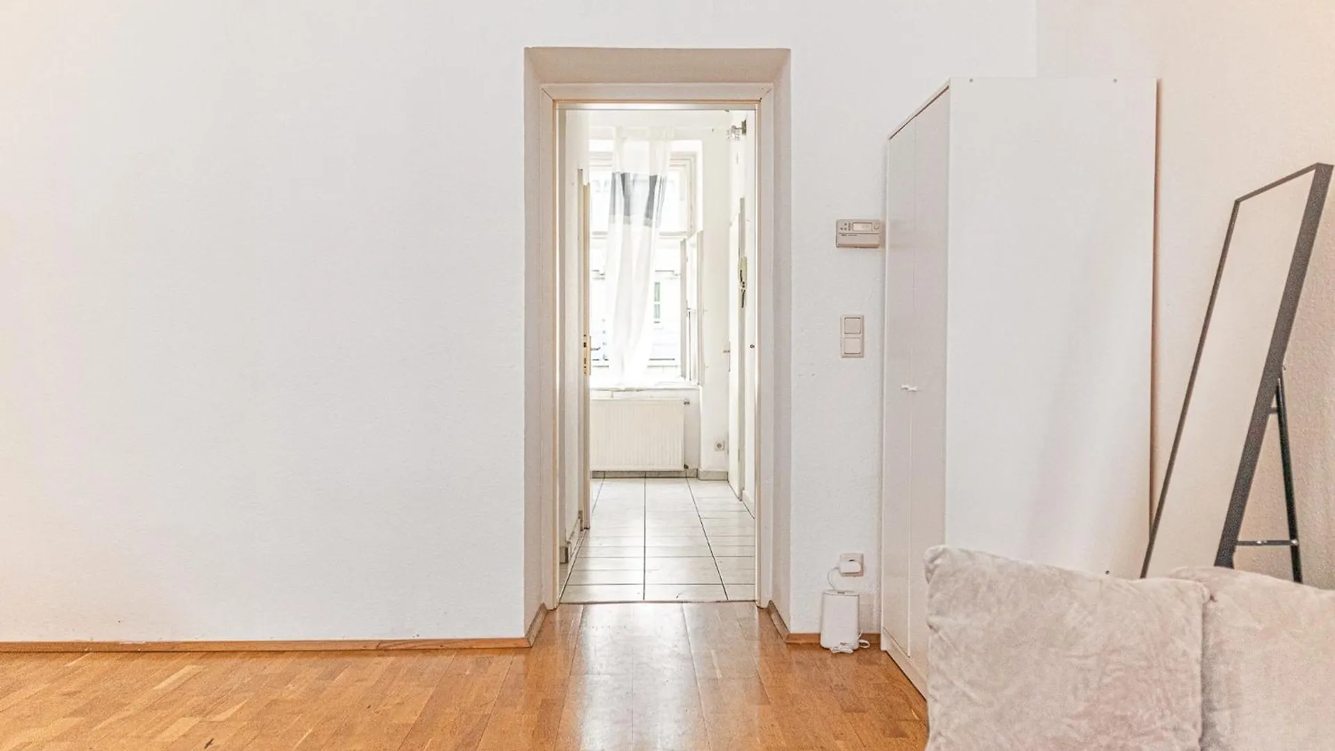 Apartment Charming 2Br Apt, Ideal For Long-Term Near Rennweg Vienna