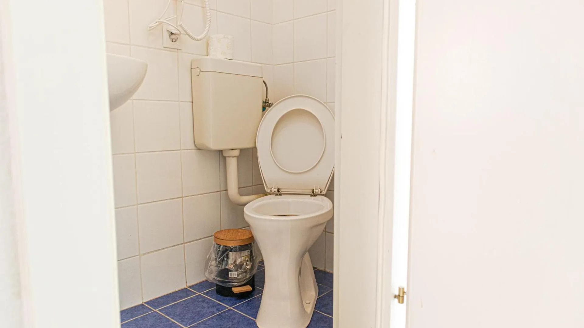 Charming 2Br Apt, Ideal For Long-Term Near Rennweg Vienna 0*,  Austria
