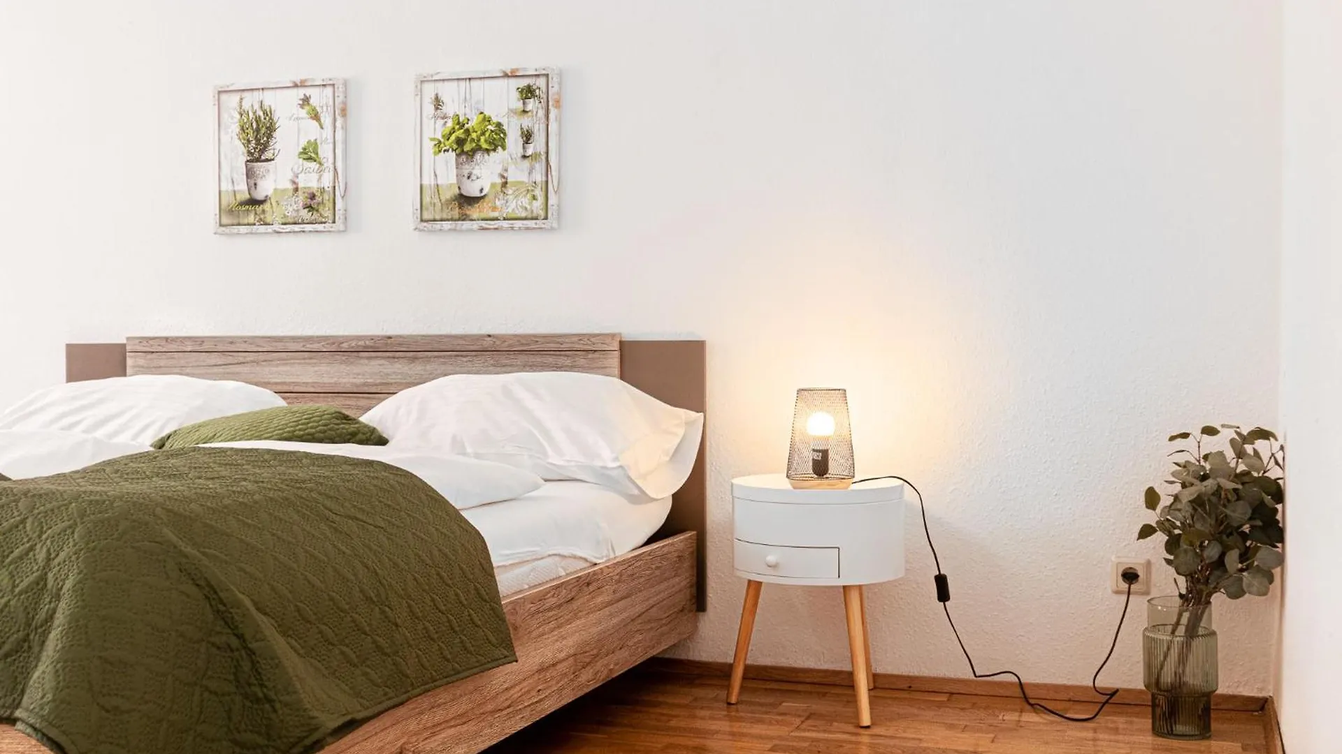 Charming 2Br Apt, Ideal For Long-Term Near Rennweg Vienna Apartment
